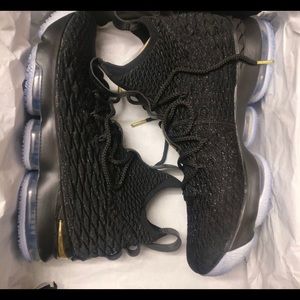 Lebron 15
